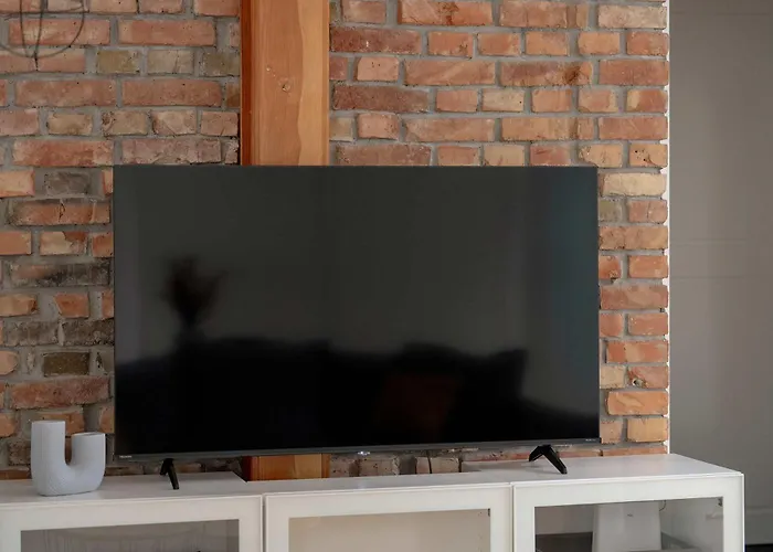 Charming In A Perfect Location Suitable For 4 People By Renters Daire Poznan