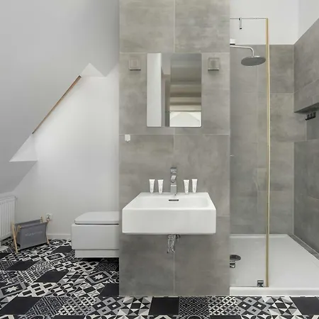 Apartamento Charming In A Perfect Location Suitable For 4 People By Renters Poznan