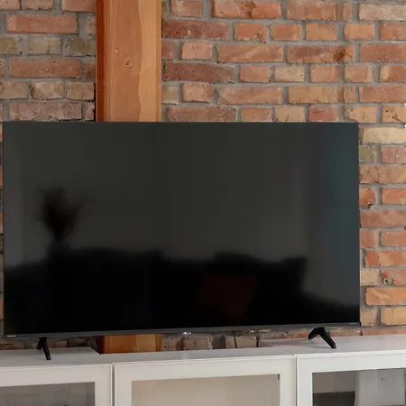 Charming In A Perfect Location Suitable For 4 People By Renters Apartamento Poznan