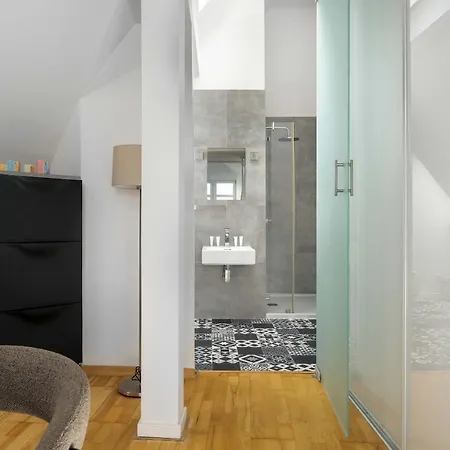 Charming In A Perfect Location Suitable For 4 People By Renters Apartamento *