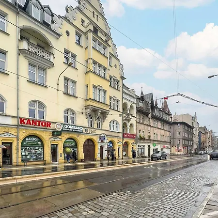 Charming In A Perfect Location Suitable For 4 People By Renters Poznan